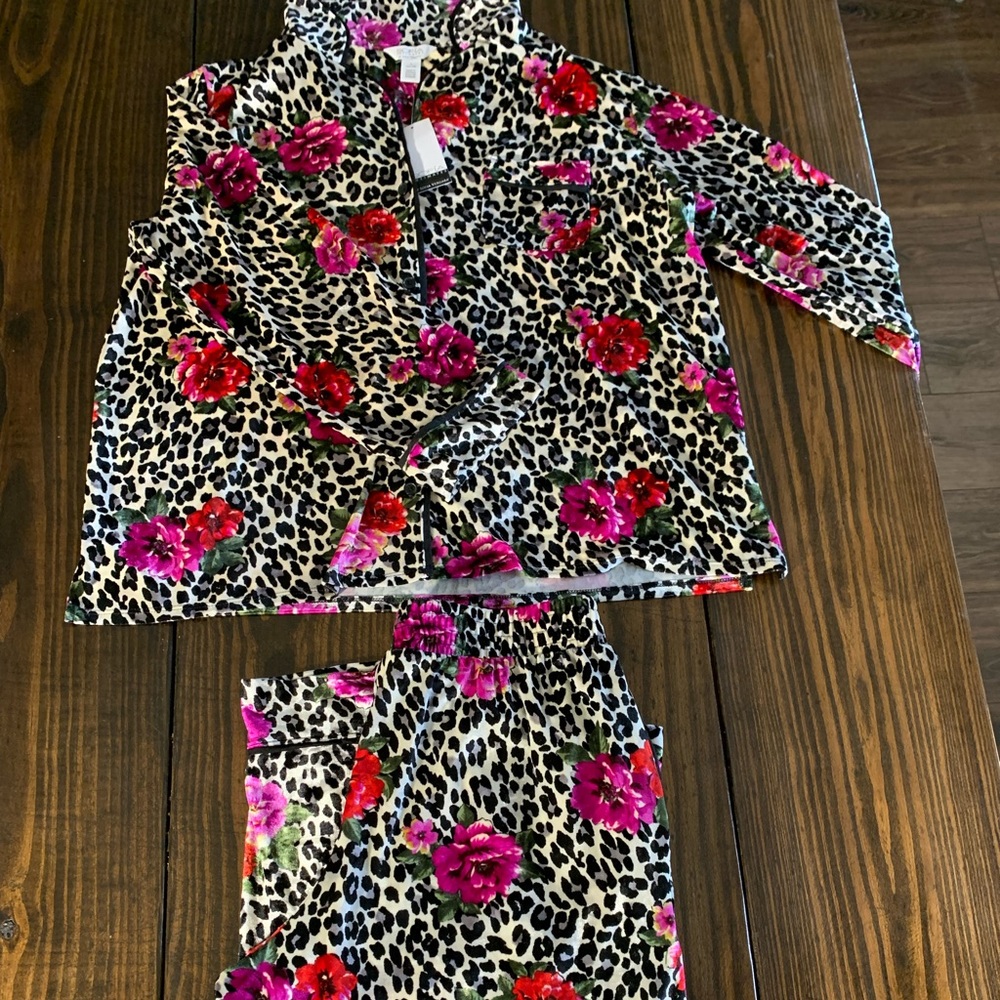 Pajamas L (12-14)